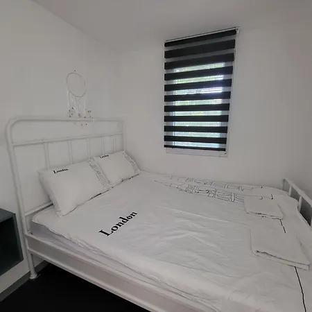 Mandrina House Дом отдыха *